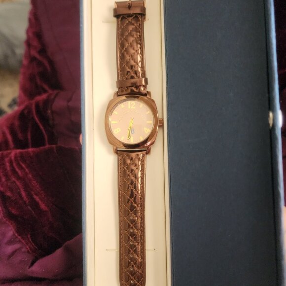 Dooney and Bourke watch - Picture 2 of 5